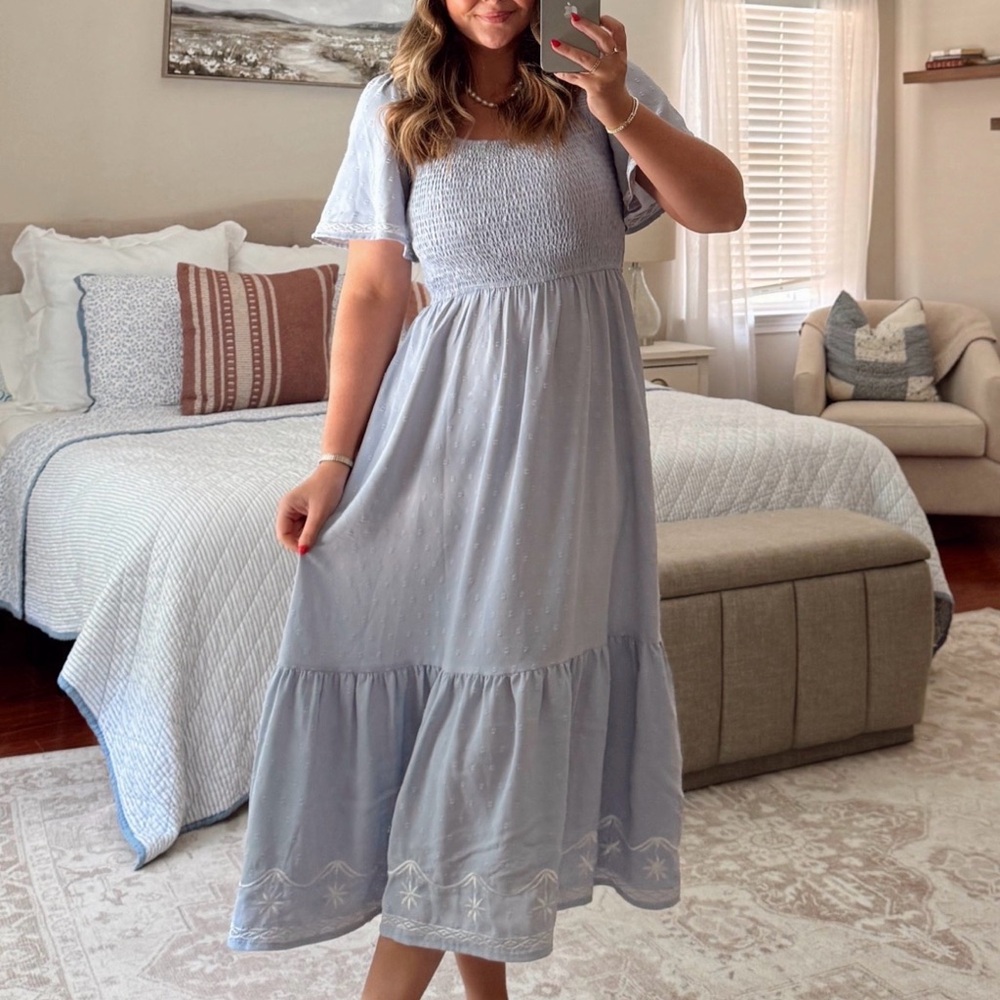 Glamaker SS Smocked Square Neck A-line Flowy Midi Dress